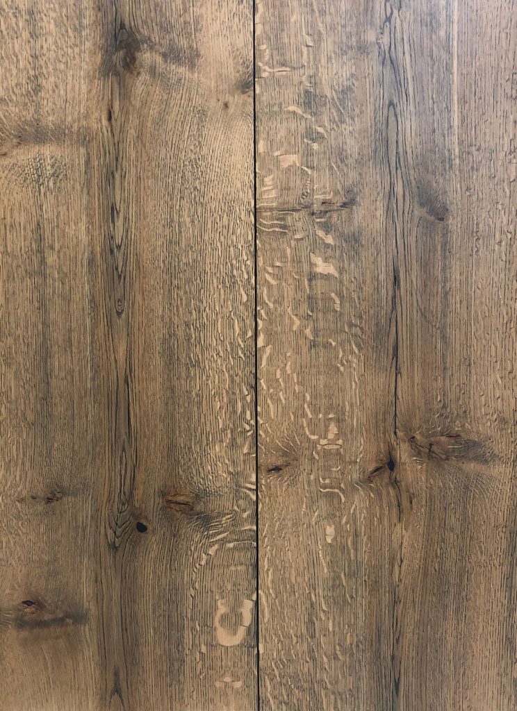 Live Sawn White Oak, Black Bleed, Natural Finish