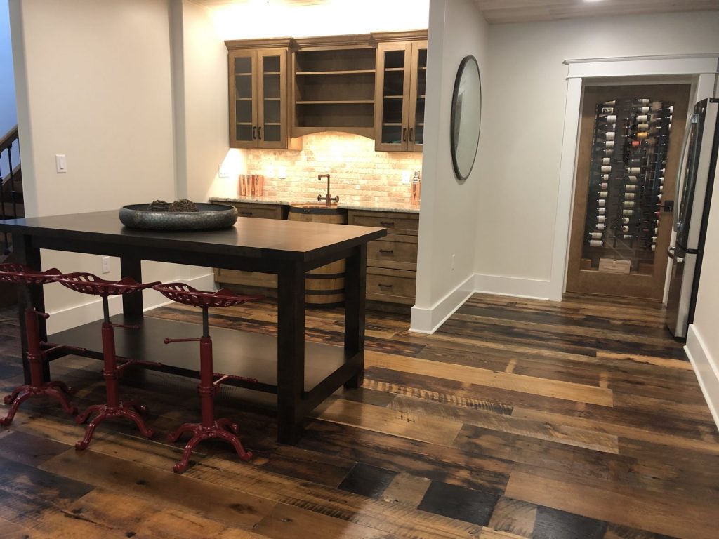 Reclaimed Oak, Natural Face, Natural Finish - wine bar